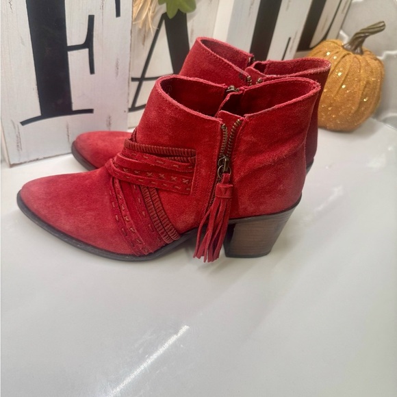 Naughty Monkey Red Suede Tassel Ankle Booties – Women’s 7.5 - Picture 2 of 8